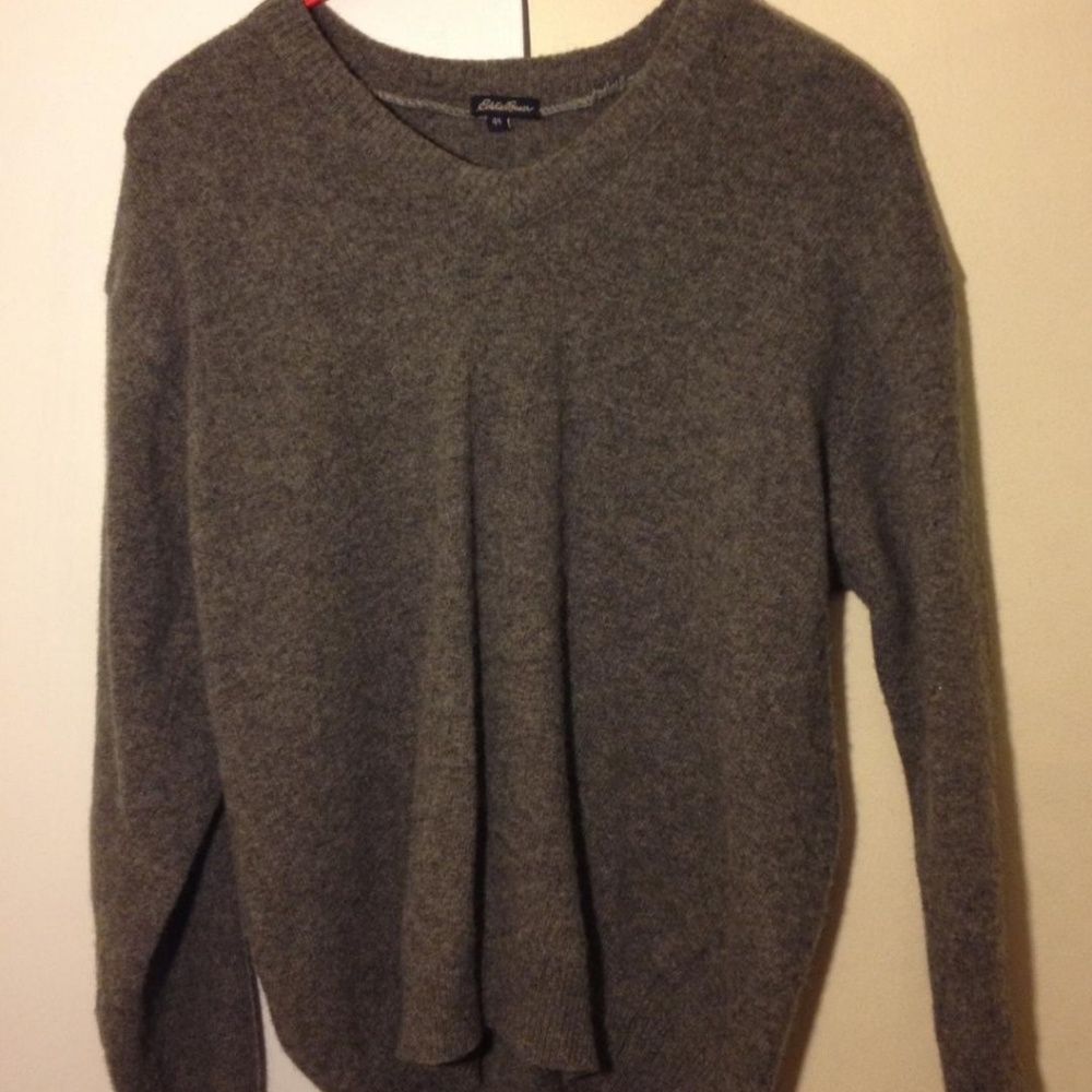 Eddie Bauer V-Neck Long Sleeve Sweater 100% Wool